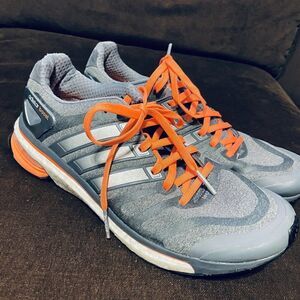 Excellent Adidas Adistar Boost Grey Coral Orange womens Size 10 US 42 2/3 EUR